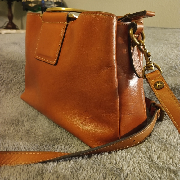 Patricia Nash Empoli Bag - Picture 11 of 15